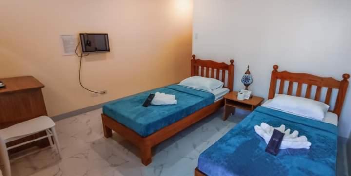 Elnora Delmar Travellers Inn Siquijor Exteriér fotografie